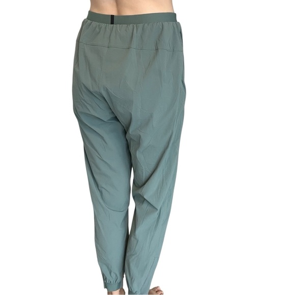 Lululemon Men’s Surge Jogger Pants Workout Blue Green Athletic Gym Size Medium - Picture 2 of 6